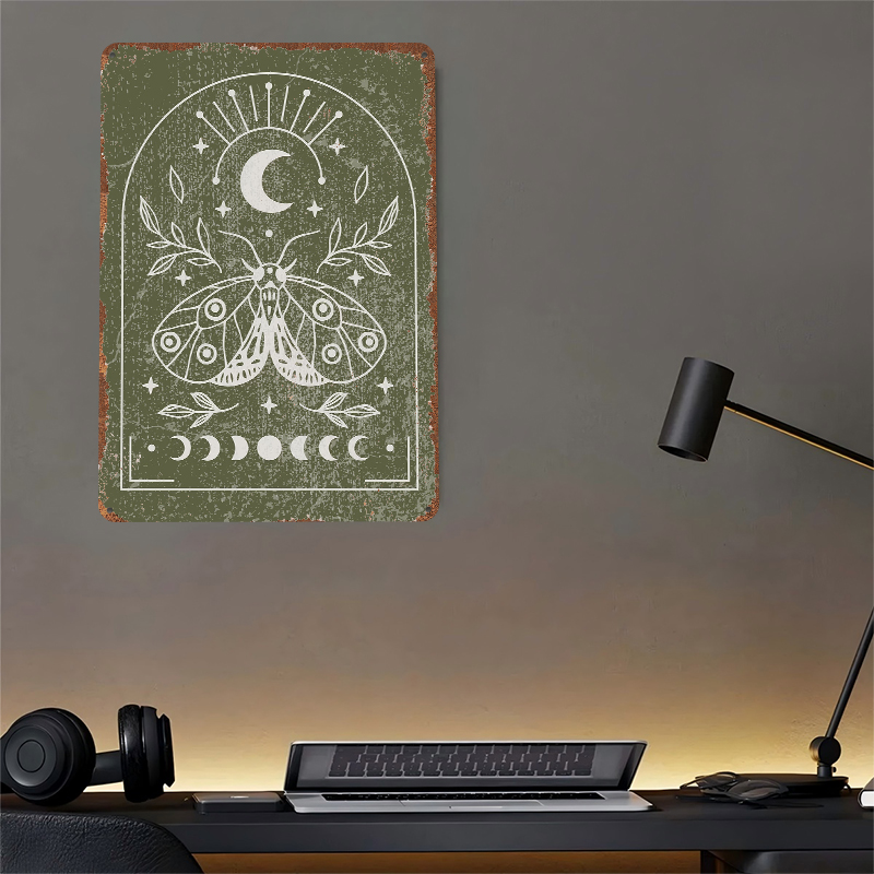 Moth and Moon Poster Customize - Retro Gaming At avaliação e preço